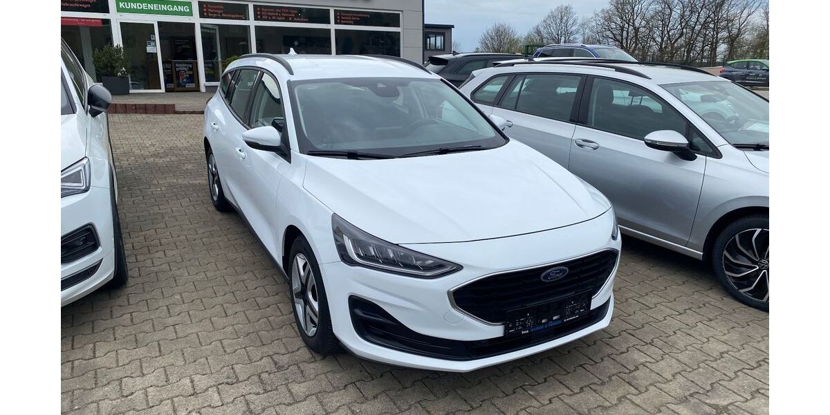 Ford Focus 50.500 km 16.990 &euro; Trieb 08239