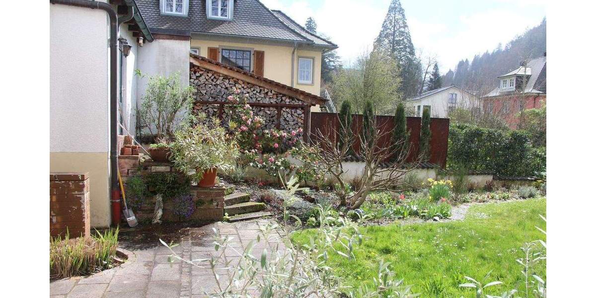 Mehrfamilienhaus, Wohnhaus Freiburg Günterstal - 1 Zimmer, 356 m&sup2;, 1.195.000&euro; | Angebot:24876612