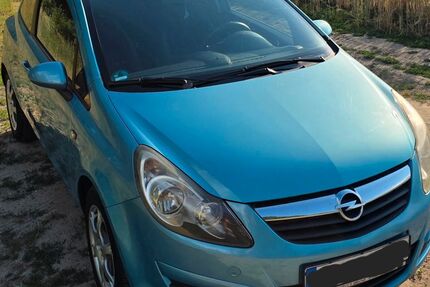 Opel Corsa 152.000 km 2.750 &euro; Werder H. 14542