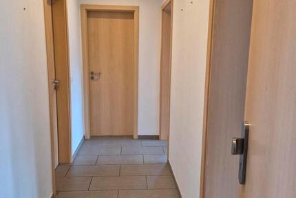 Wohnung Hambühren - 3 Zimmer, 66 m&sup2;, 560&euro; | Angebot:25405110