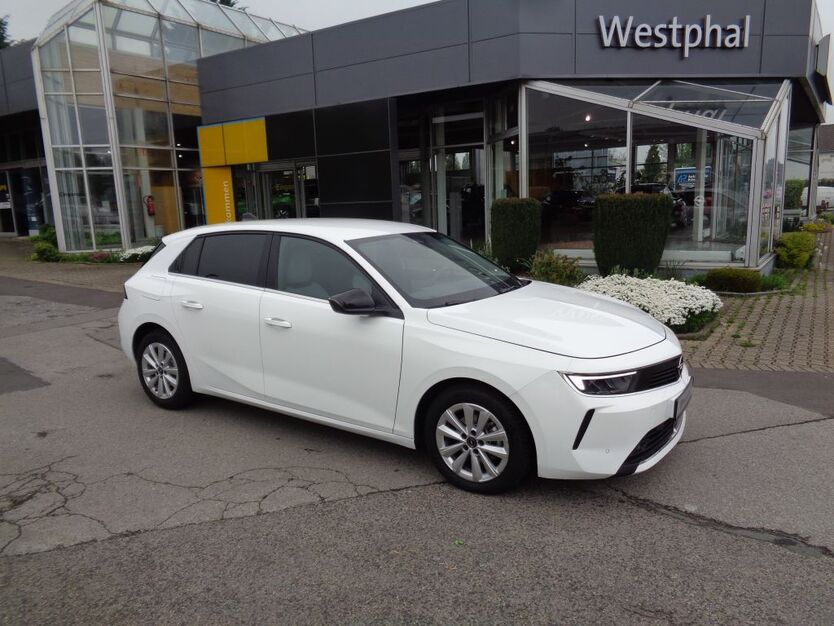 Opel Astra 7.337 km 22.970 € Eschweiler 52249