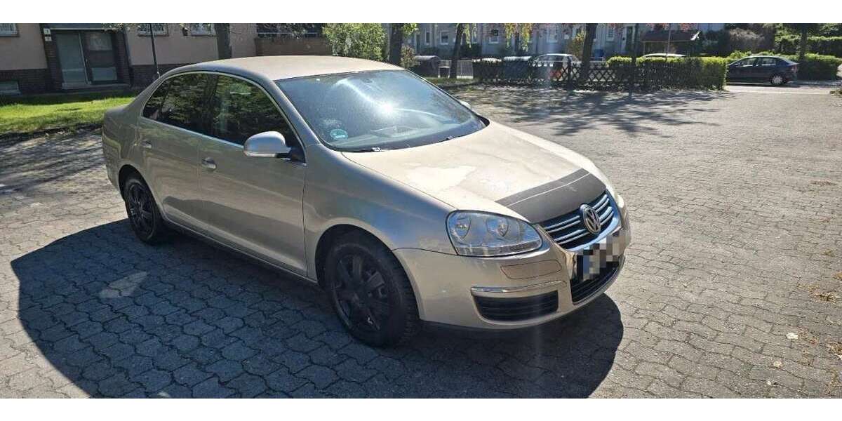 VW Jetta 195.000 km 2.400 &euro; Berlin 13052