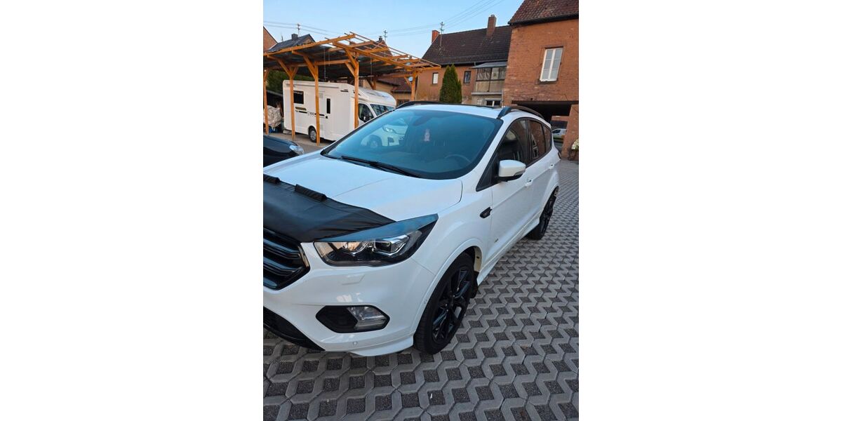 Ford Kuga 155.000 km 15.900 &euro; Ottweiler 66564