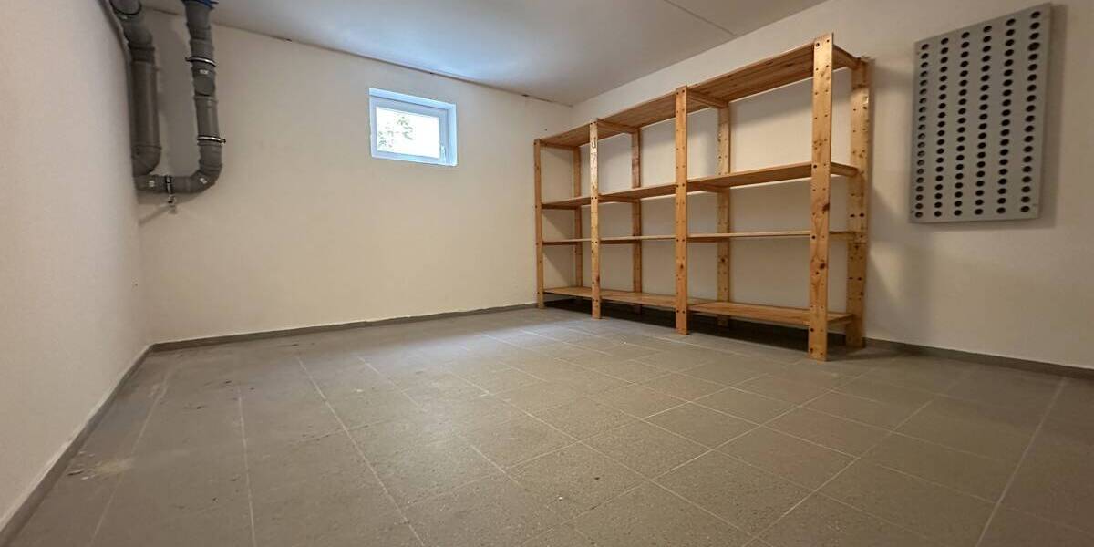 Etagenwohnung Bremerhaven Geestemünde - 3 Zimmer, 99 m&sup2;, 1.250&euro; | Angebot:25815628