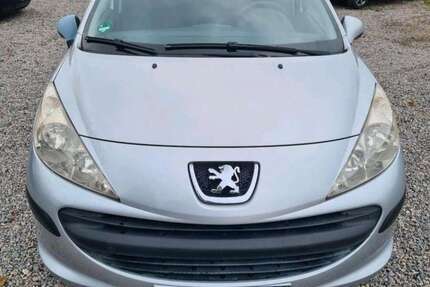 Peugeot 207 143.500 km 1.899 &euro; Rimbach 64668