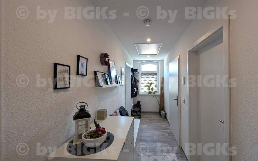 BIGKs - Zella-Mehlis: 3 Zimmer Wohnung,sep.Küche,Bad mit Dusche, GROSSER GARTEN (-;) 3 zimmer