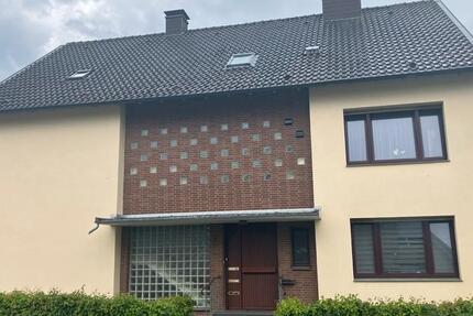Haus Ritterhude - 8 Zimmer, 295 m&sup2;, 495.000&euro; | Angebot:26785602