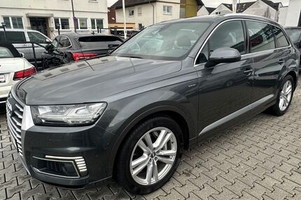 Audi Q7 218.000 km 26.990 &euro; Rüsselsheim 65428