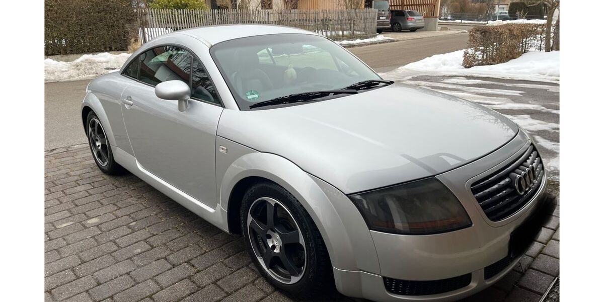 Audi TT 179.860 km 4.000 &euro; Seeon 83370