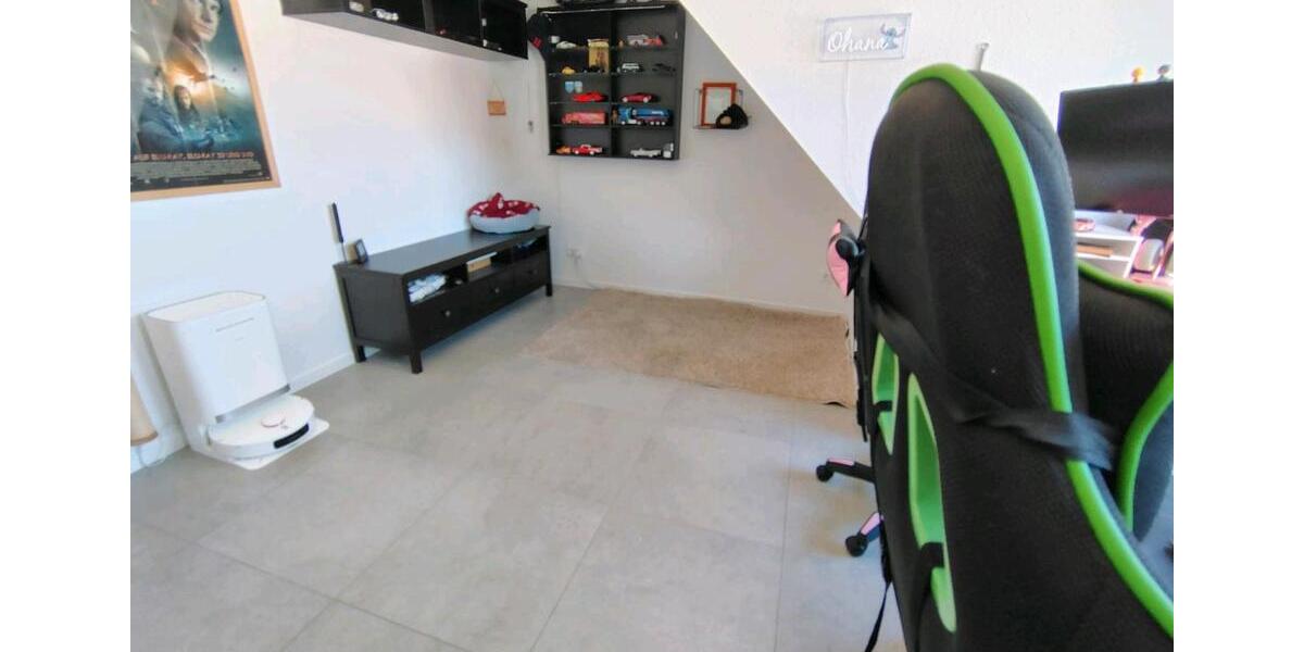 Dachgeschoßwohnung Hatten - 3 Zimmer, 82 m&sup2;, 990&euro; | Angebot:26419502
