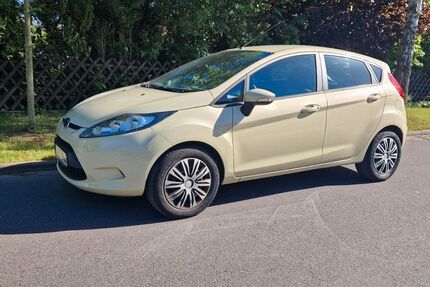 Ford Fiesta 107.000 km 2.900 &euro; Panketal 16341