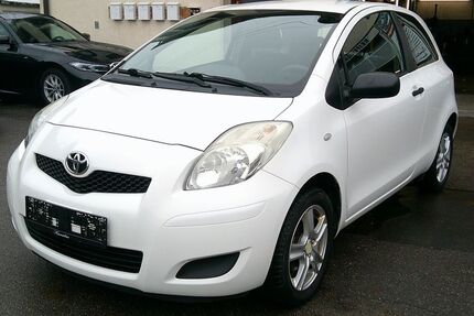 Toyota Yaris 149.000 km 3.460 € Sindelfingen 71065