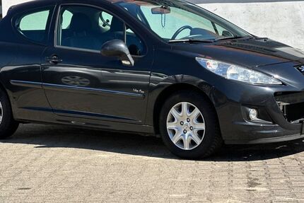 Peugeot 207 156.000 km 1.550 &euro; Bandenitz 19230