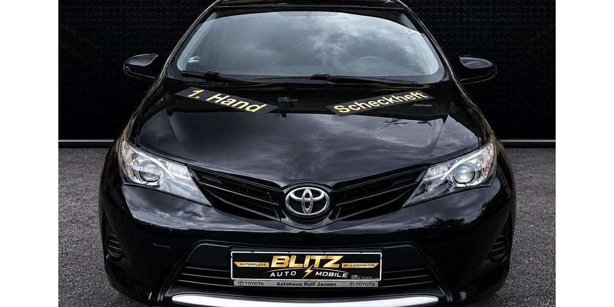 Toyota Auris 78.000 km 8.400 &euro; Essen 45145