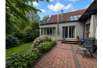 Charakterimmobilie mit Einliegerwohnung auf außergewöhnlichem Naturgrundstück - Mehrfamilienhaus, Wohnhaus Hüllhorst | Angebot:27254352