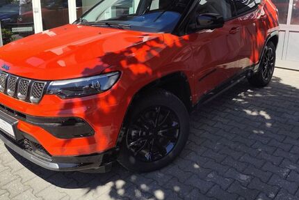 Jeep Compass 6.700 km 28.950 &euro; Rosenheim 83022