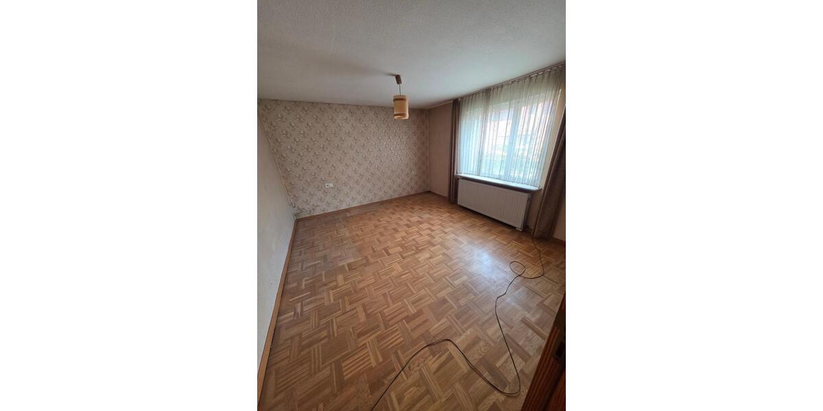 Doppelhaushälfte Küps - 7 Zimmer, 151 m&sup2;, 219.000&euro; | Angebot:26960820
