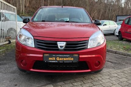 Dacia Sandero 118.355 km 2.699 &euro; Essen 45145