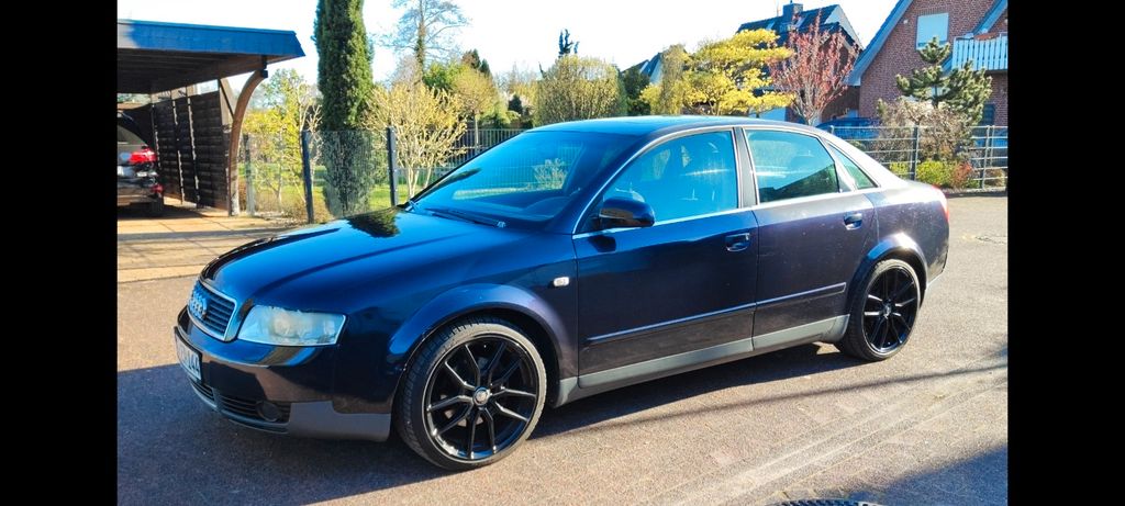 Audi A4 190.000 km 2.000 &euro; Versmold 33775
