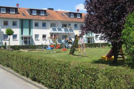 ruhige 2 Zimmer DG Wohnung