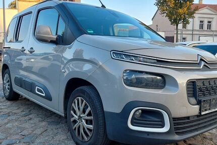 Citroen Berlingo 120.321 km 12.200 € Leipzig 04229