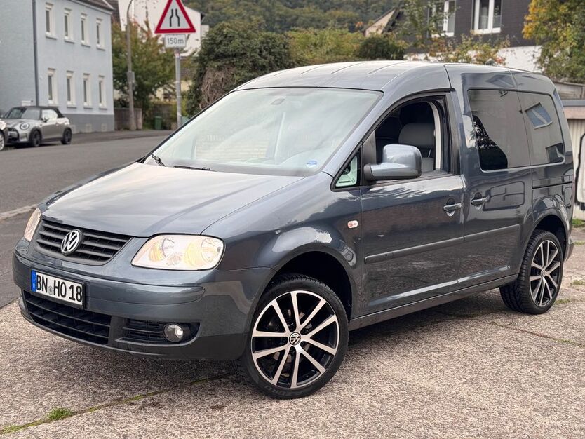 VW Caddy 205.147 km 4.999 € bonn 53175