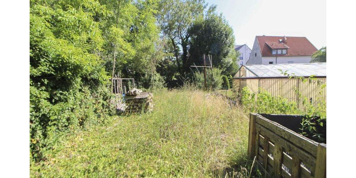 Doppelhaushälfte Stuttgart Weilimdorf - 7 Zimmer, 170 m&sup2;, 520.000&euro; | Angebot:24825230