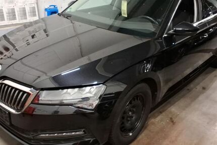 Skoda Superb 119.950 km 20.990 &euro; Goslar 38640