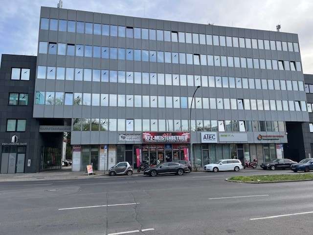 Büro in Berlin 5.872,50 € 405 m²