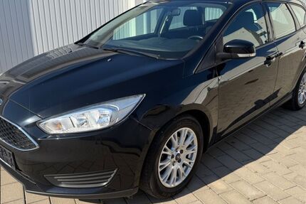 Ford Focus 110.000 km 2.150 &euro; Niefern-Öschelbronn 75223