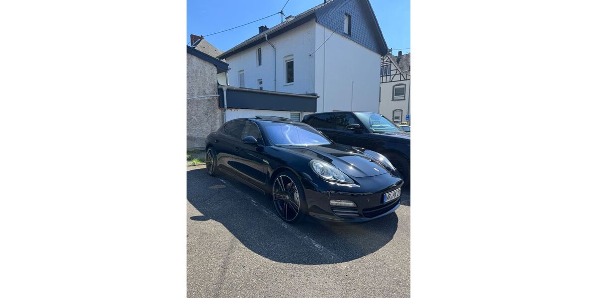 Porsche Panamera 252.800 km 29.900 &euro; Bad Hönningen 53557