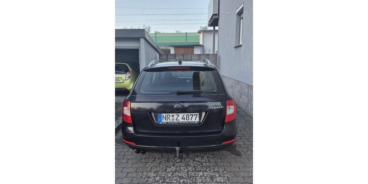 Skoda Superb Kombi 185.800 km 7.300 &euro; Neuwied 56564