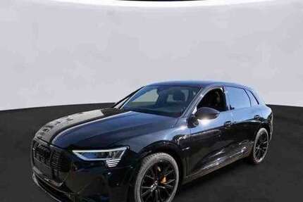 Audi e-tron 71.893 km 29.800 &euro; Rastede/ Wahnbek 26180