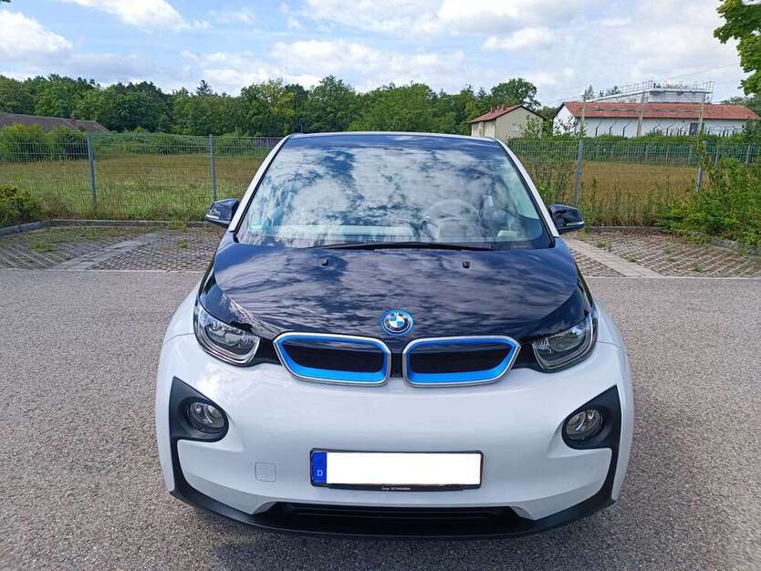 i3