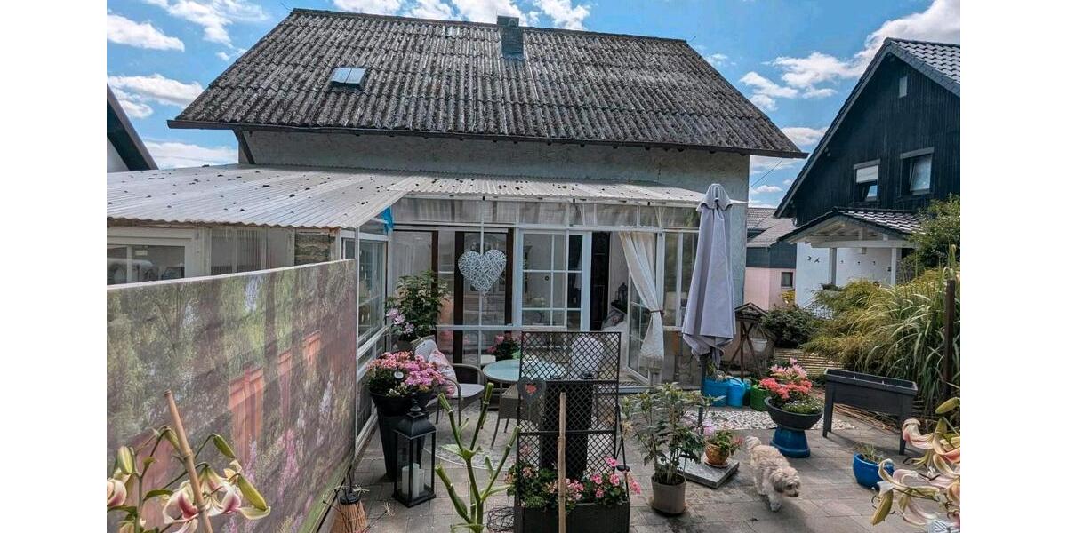 Einfamilienhaus Homburg - 6 Zimmer, 125 m&sup2;, 259.000&euro; | Angebot:27162827