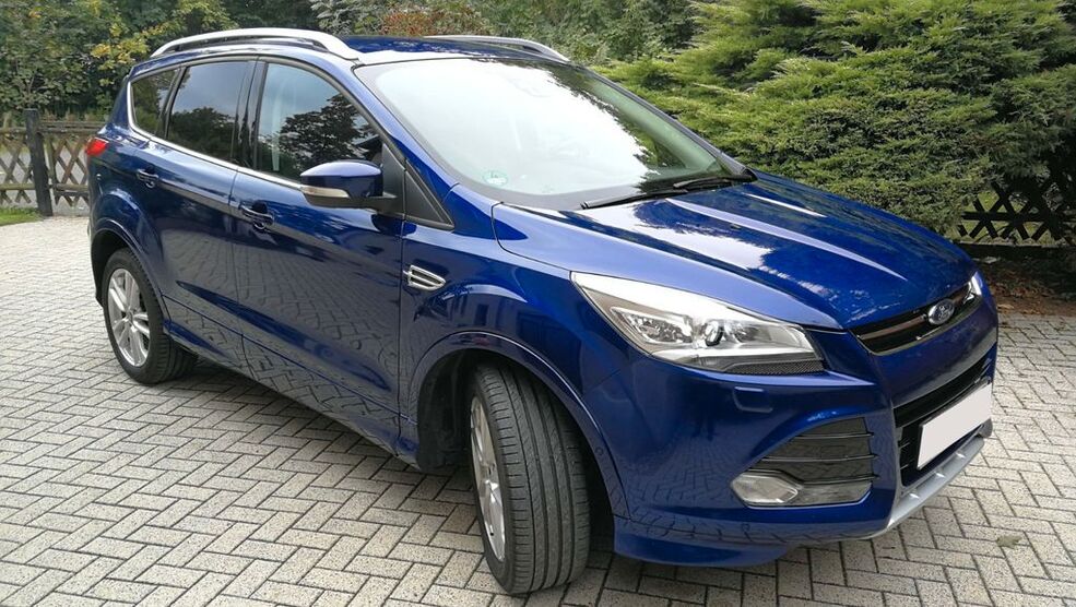 Ford Kuga 93.000 km 11.900 € Beucha 04824