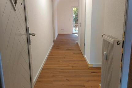 3 Raum Wohnung mit EBK im 1.OG mit Balkon 3 zimmer