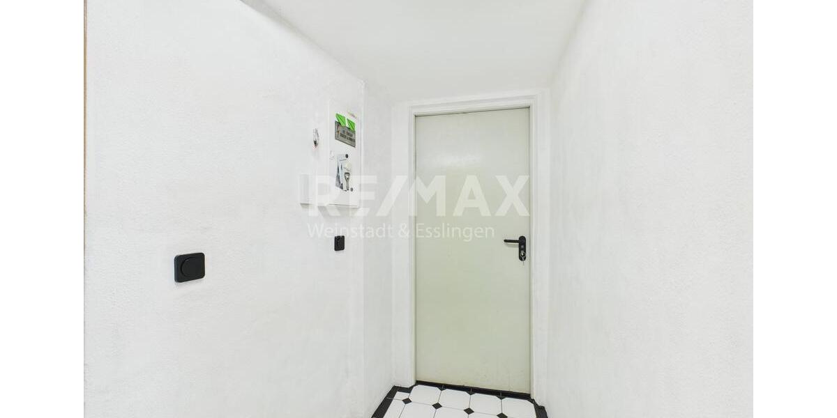 Gewerbeobjekt Esslingen am Neckar - 750&euro; | Angebot:26235463