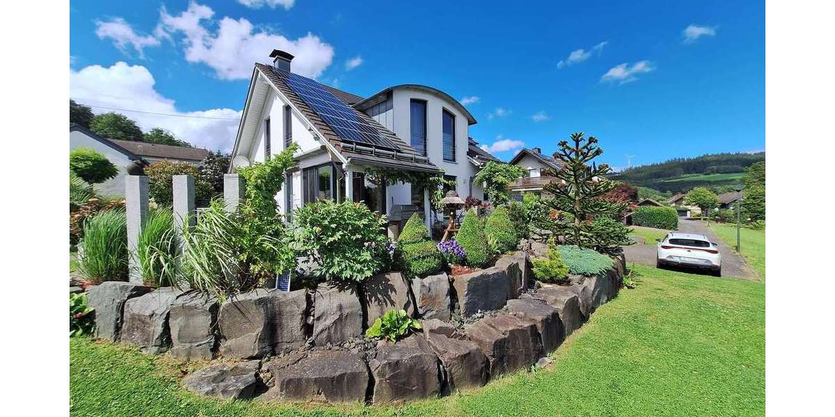 Einfamilienhaus Hilchenbach - 4 Zimmer, 140 m&sup2;, 620.000&euro; | Angebot:26660816
