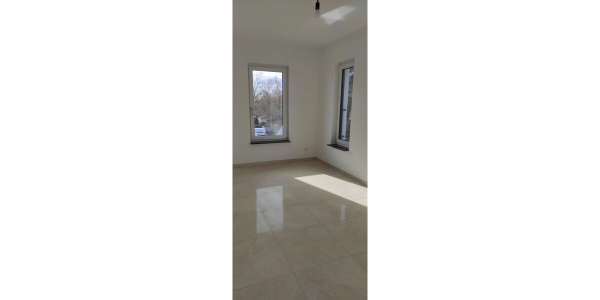 Exklusives Penthouse mit 4 Zimmern und Dachterrasse in Bad Oeynhausen - Einfamilienhaus Bad Oeynhausen | Angebot:25908490