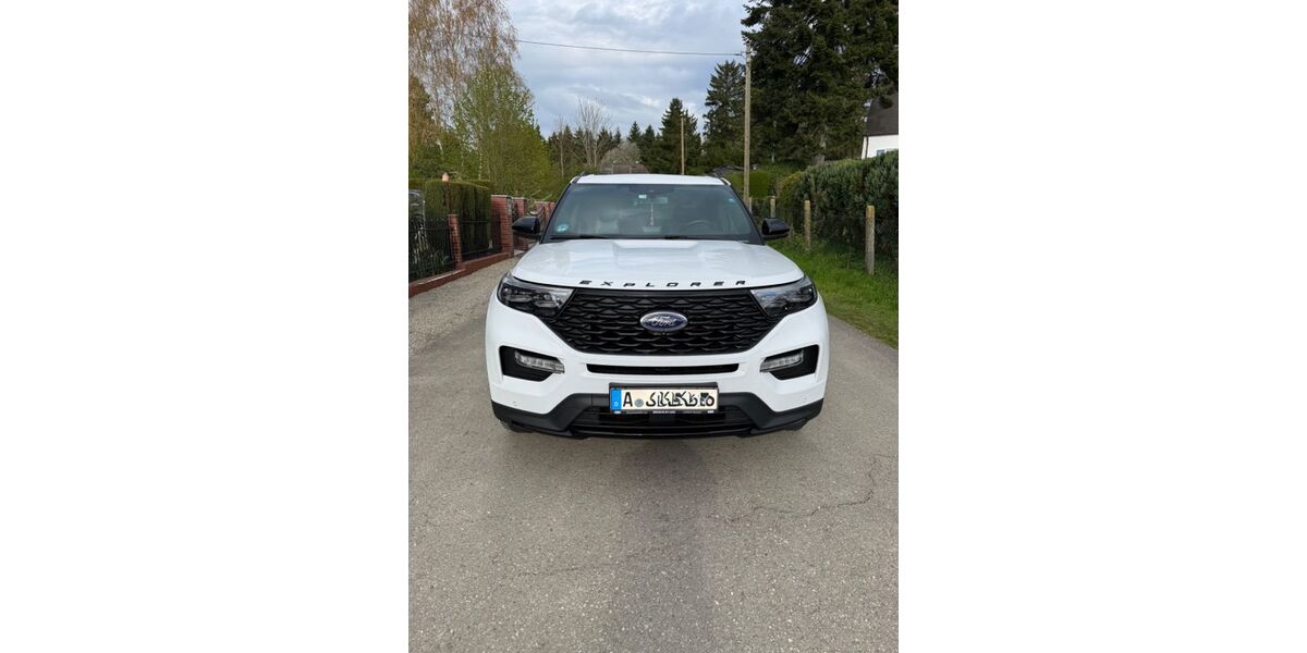 Ford Explorer 107.000 km 37.900 &euro; Neusäß 86355