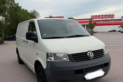 VW T5 Transporter 208.000 km 5.900 &euro; Landshut 84032