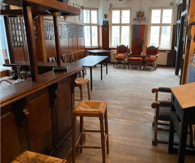 Etagenwohnung Rostock - 9 Zimmer, 20 m&sup2;, 300&euro; | Angebot:26633140