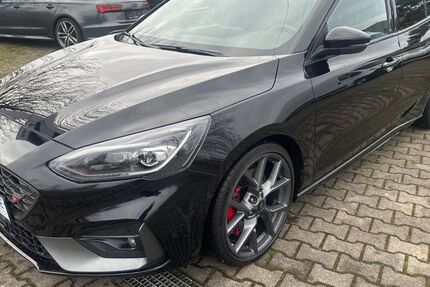 Ford Focus 64.900 km 24.990 &euro; Pfaffenhofen 89284