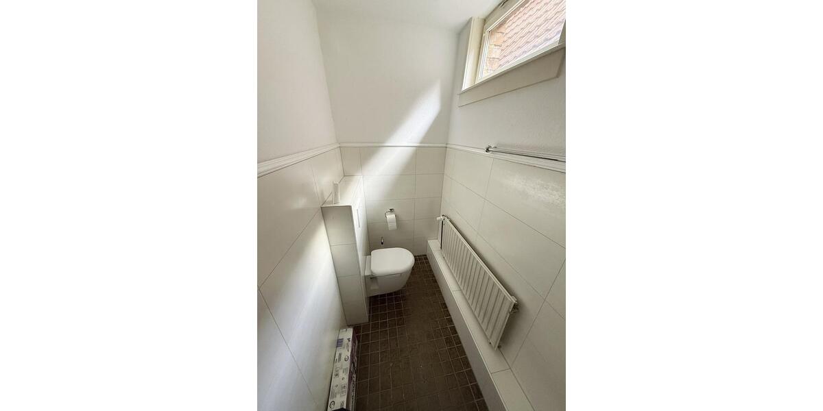 Etagenwohnung Schöneck - 4 Zimmer, 140 m&sup2;, 1.150&euro; | Angebot:25713297