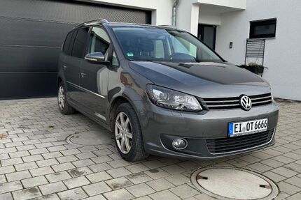 VW Touran 220.000 km 8.000 &euro; Workerszell 85132