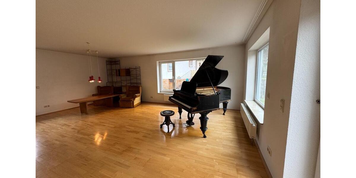 Einfamilienhaus Marburg Marbach - 7 Zimmer, 187 m&sup2;, 675.000&euro; | Angebot:26210752