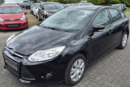 Ford Focus 196.000 km 3.350 &euro; Wesseling 50389