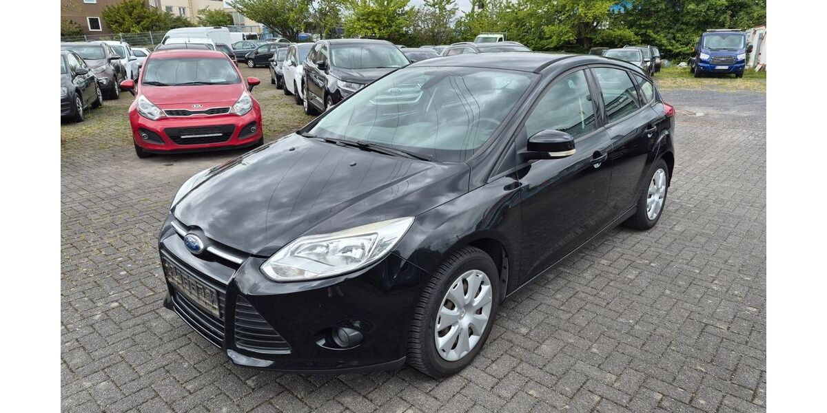 Ford Focus 196.000 km 3.350 &euro; Wesseling 50389