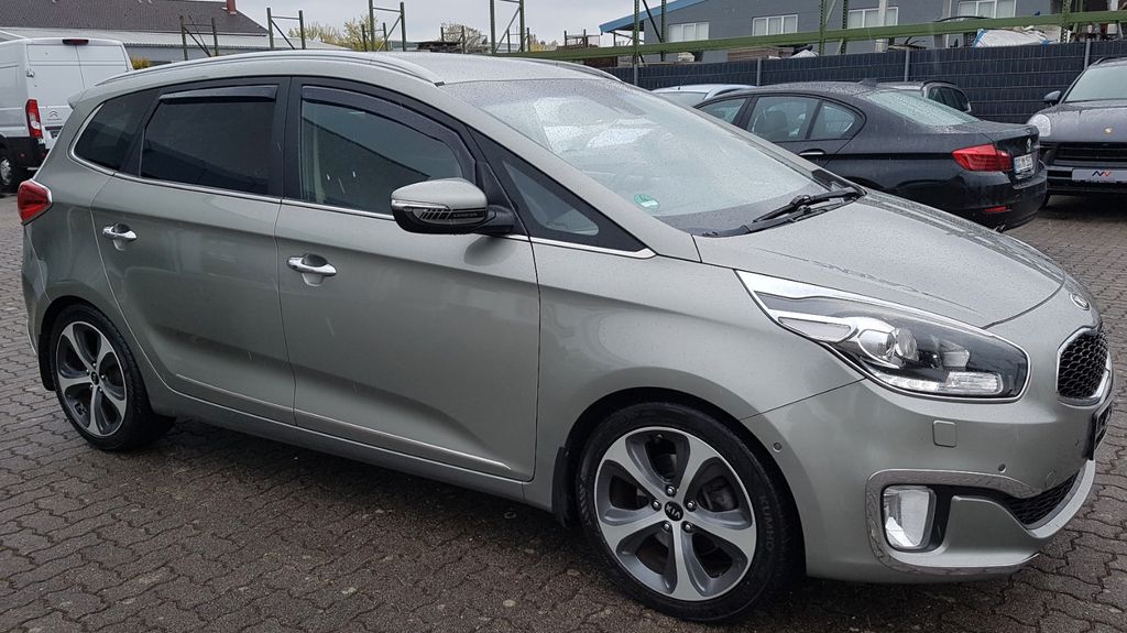 Kia Carens 172.000 km 7.200 &euro; rastatt 76437
